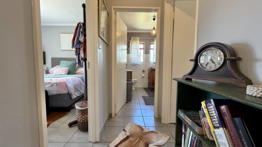 2 Bedroom Property for Sale in Twin Palms Western Cape